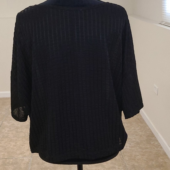 Black front tie blouse - Picture 2 of 5